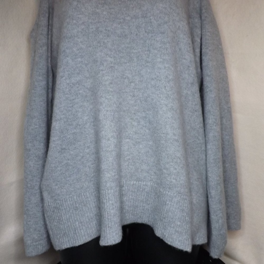 Loft Wool Blend Open Shoulder Sweater- Women's Sm… - image 3